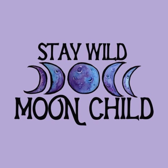 Welcome to my closet !! - Picture 5 of 12